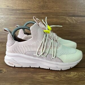 Ollie Gray ‘OG Sneaker’ Pink Maternity Sneakers Women’s Shoes Size 8